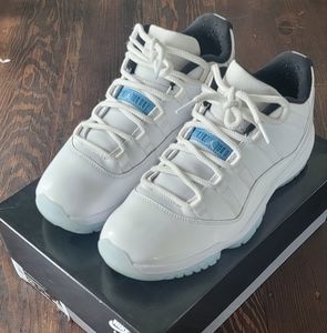 Jordan 11 Legend Blue size 10